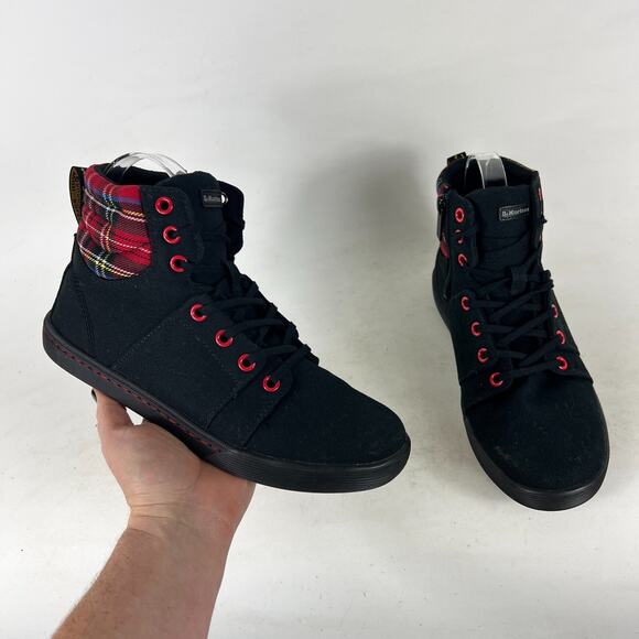 Dr. Martens Rozarya Ankle Boots Women's 7 Black Red Canvas Lace-Up Round Toe - Picture 1 of 9